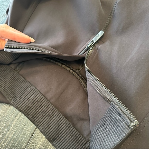 Lululemon Pull-On Zip-Front Stirrup High-Rise Pant *Full Length in Black, Small - Picture 12 of 15